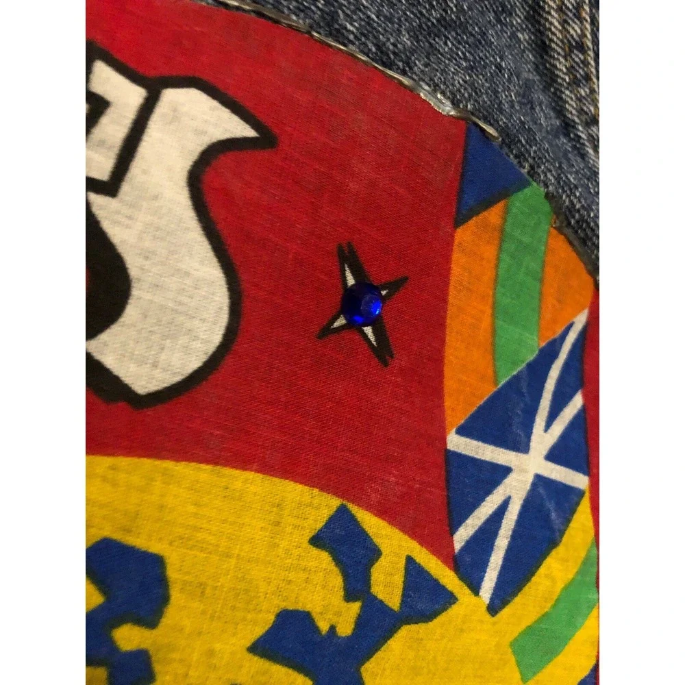 Vtg Levis Trucker Jacket Men's‎ M Blue Denim 70507-4890 Mickey Mouse World Tour